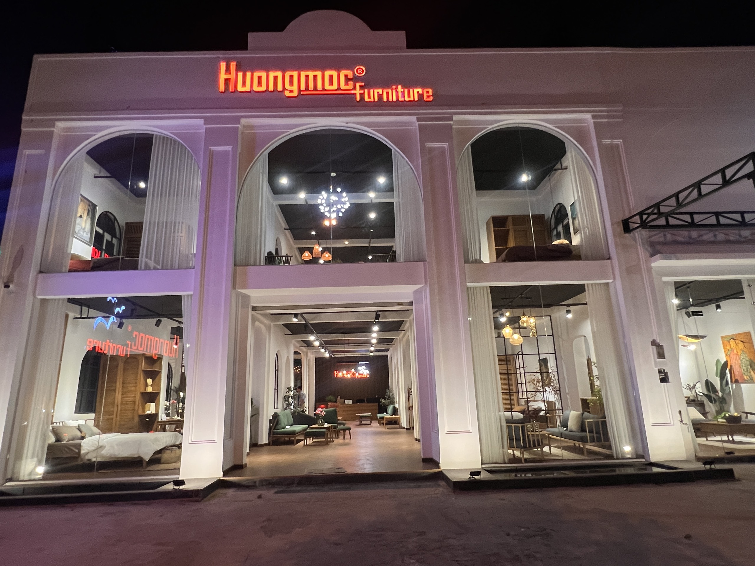 Thi công sàn nhựa hèm khóa giả gỗ tại Bình Dương