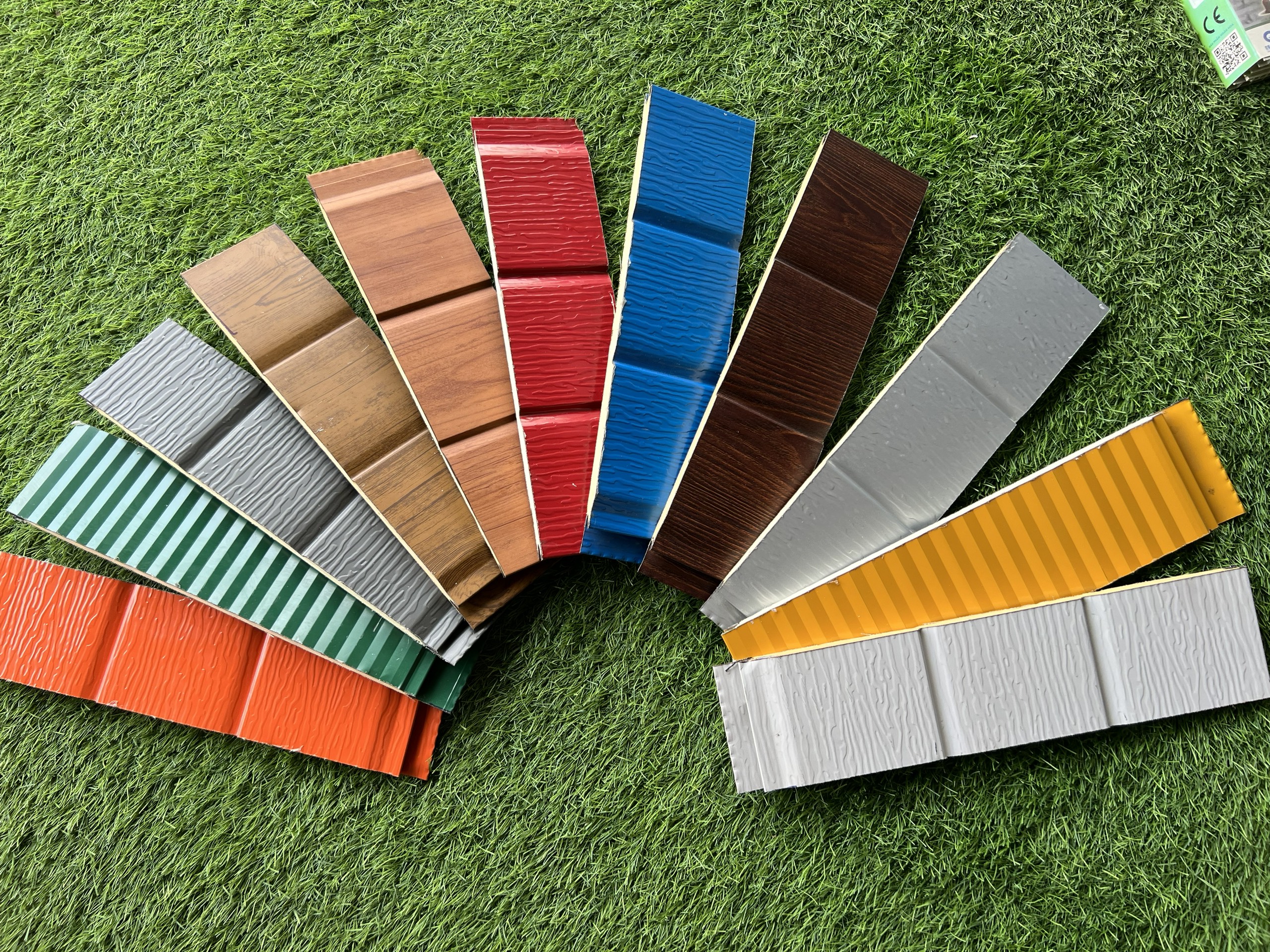 Tấm tôn xốp cách nhiệt ốp tường, ốp trần Bình Dương 01