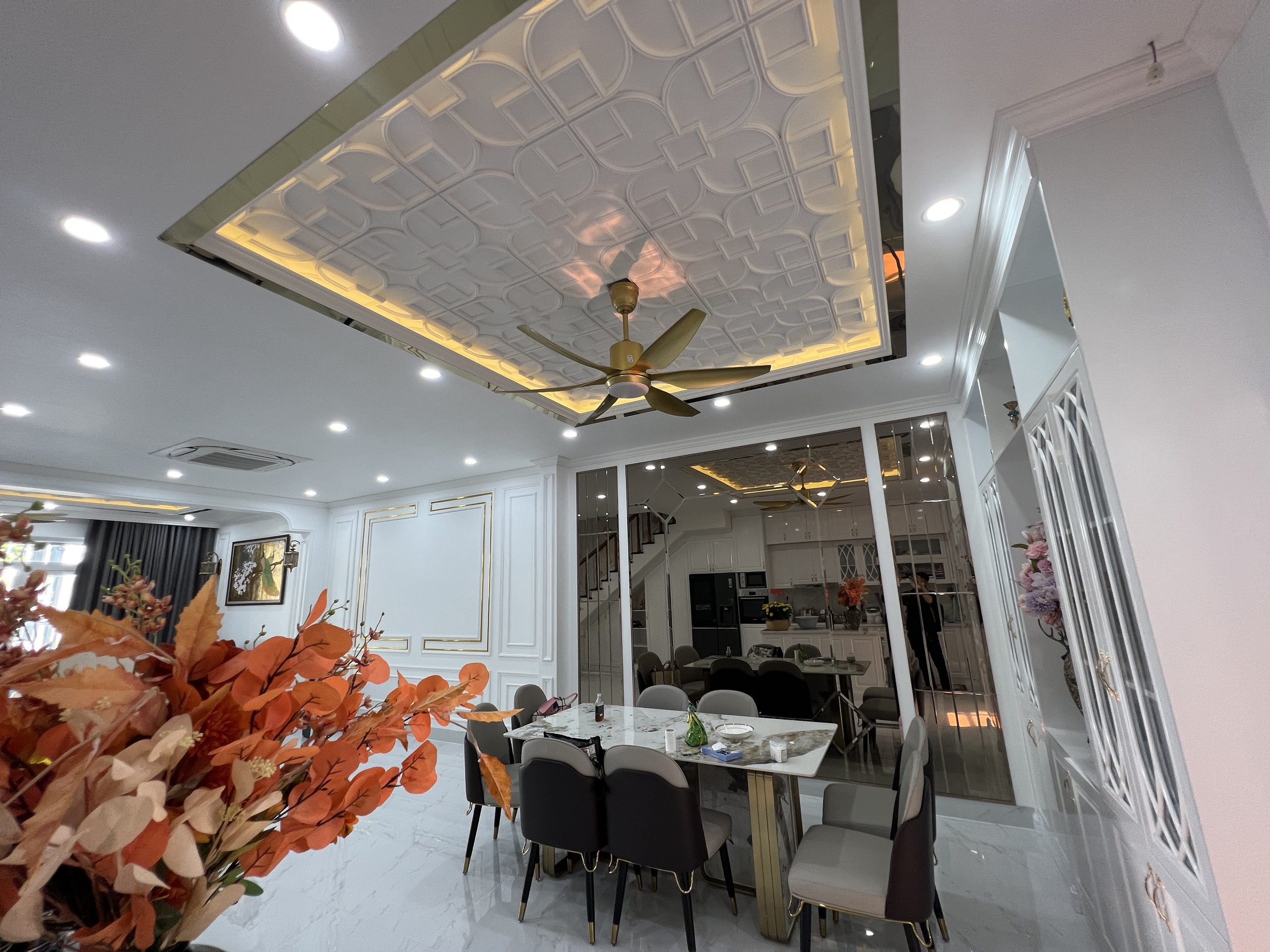 Thi công phào chỉ PS tại Bình Dương