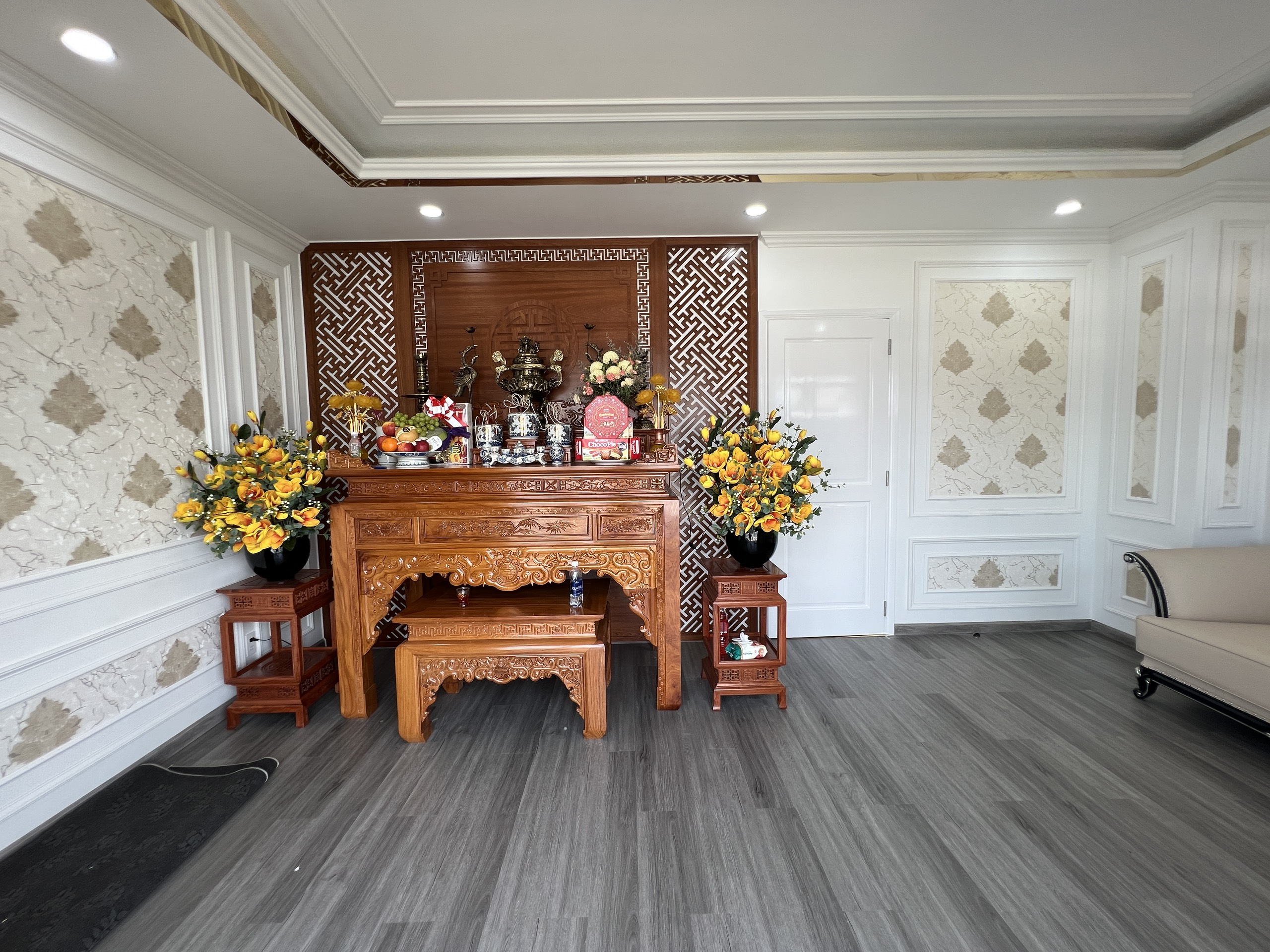 Thi công phào chỉ PS tại Bình Dương