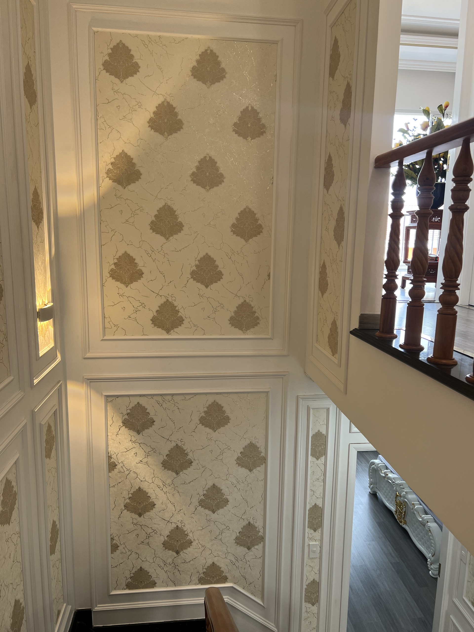 Thi công phào chỉ PS tại Bình Dương