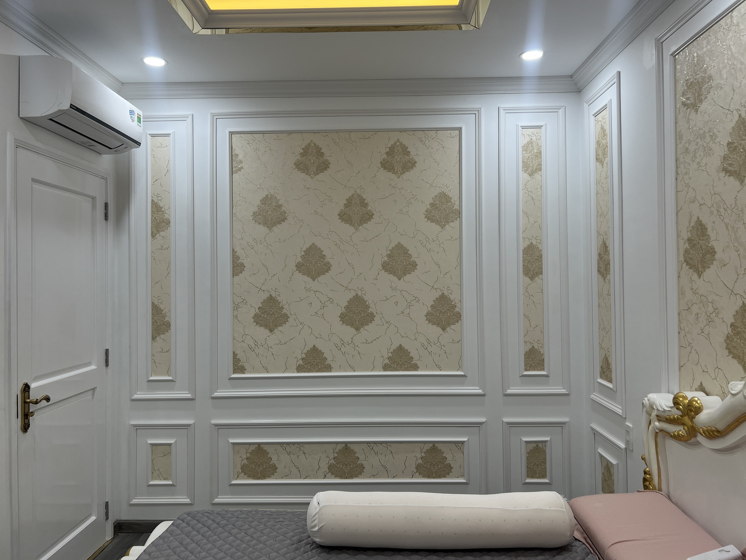 Thi công phào chỉ PS tại Bình Dương