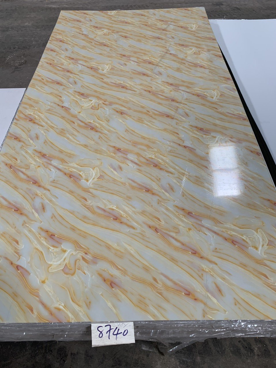 Thi công ốp tường nhựa Biên Hòa, Đồng Nai