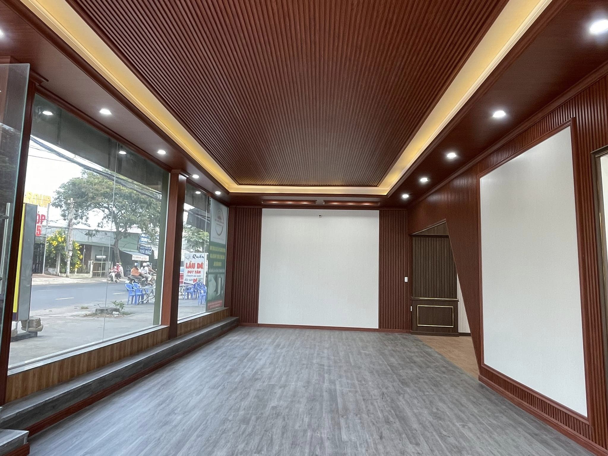 Trần nhựa Đồng Nai