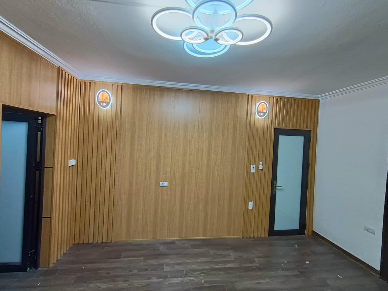 Kho nhựa ốp tường ốp trần Biên Hòa